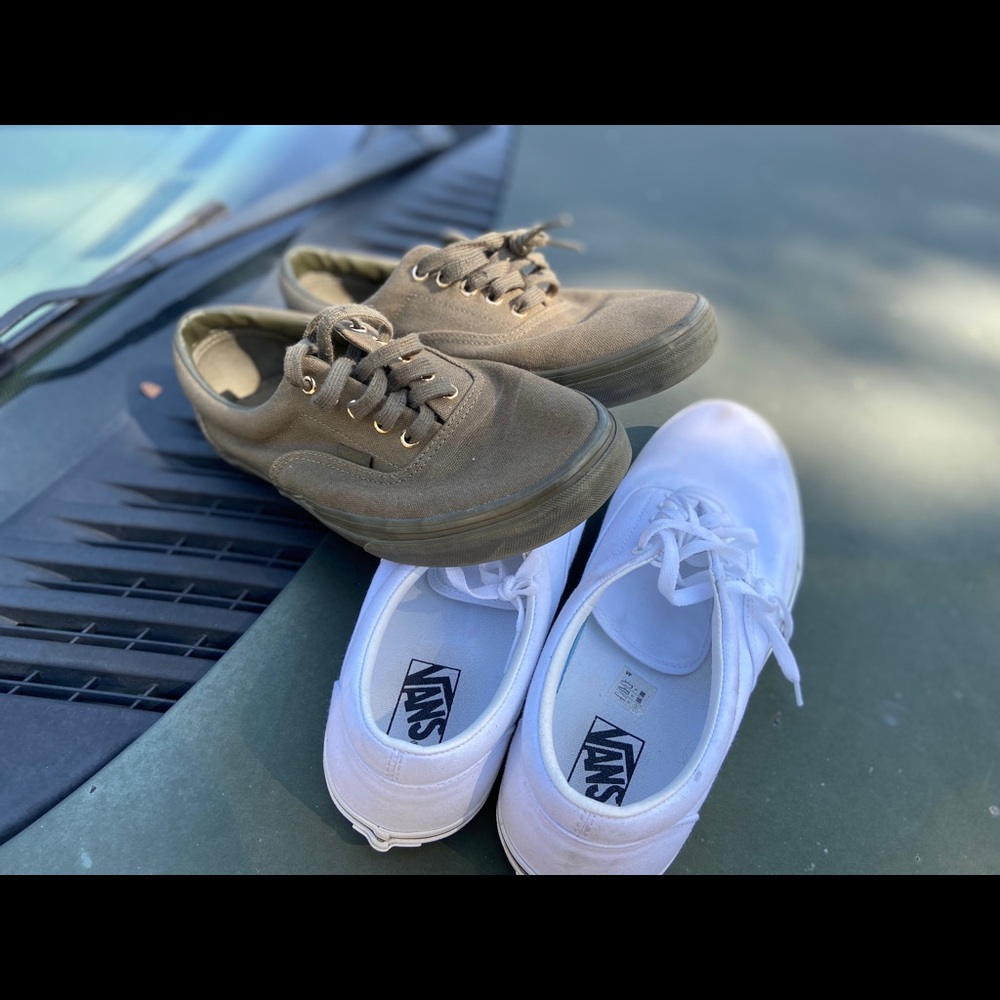 Vans - Picture 2 of 4